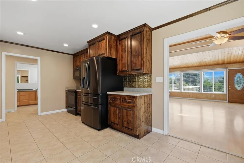 17 Southview Drive Oroville, CA 95966