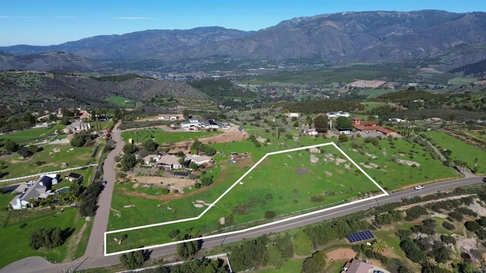 30638 Pauma Heights Road Valley Center, CA 92082