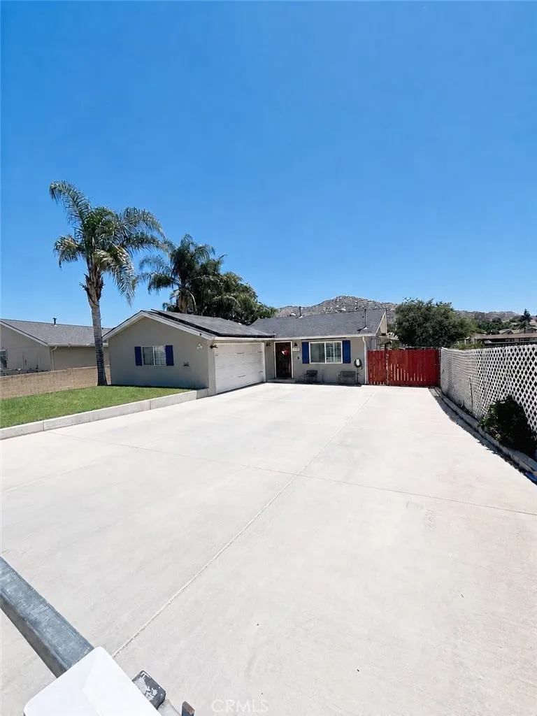 2359 Temescal Norco, CA 92860