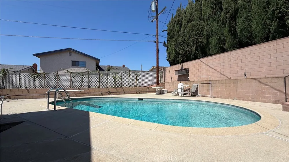 8169 Blewett Rosemead, CA 91770