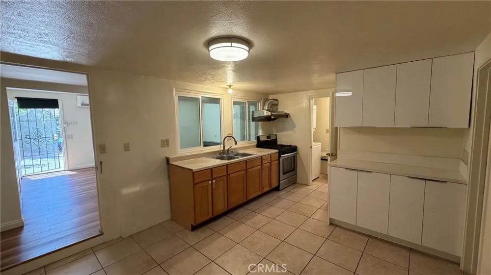 8169 Blewett Rosemead, CA 91770