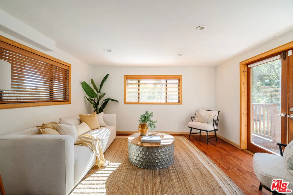 517 Canon View Trail Topanga, CA 90290