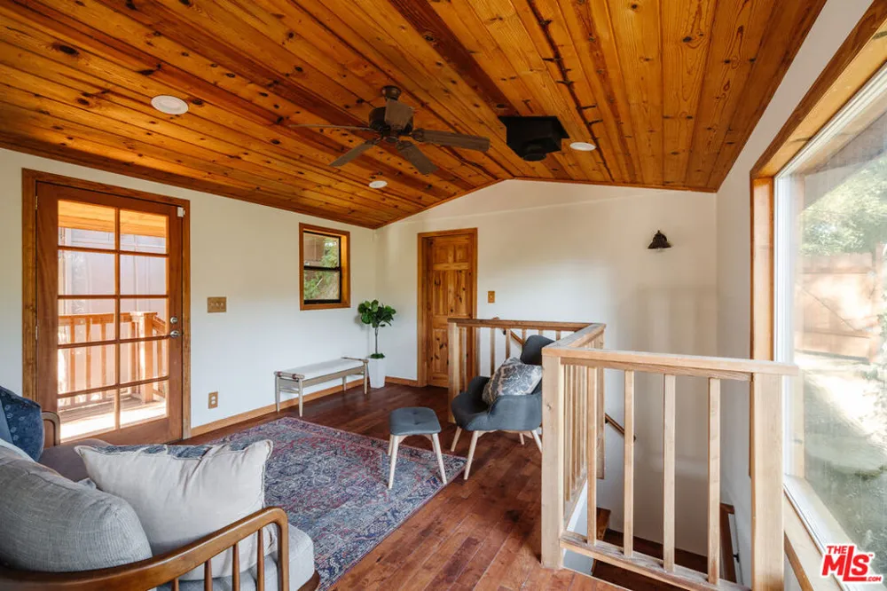 517 Canon View Trail Topanga, CA 90290