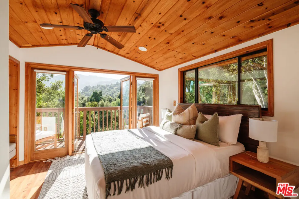 517 Canon View Trail Topanga, CA 90290