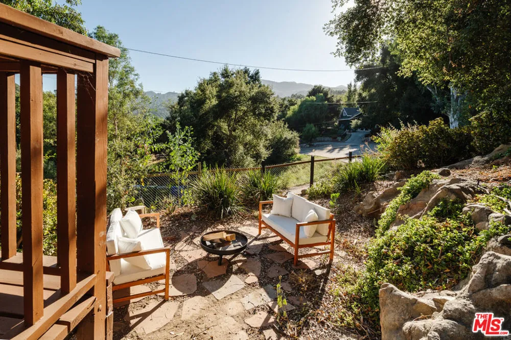 517 Canon View Trail Topanga, CA 90290
