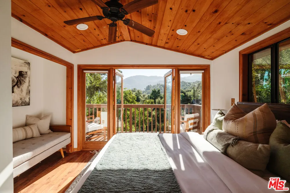 517 Canon View Trail Topanga, CA 90290