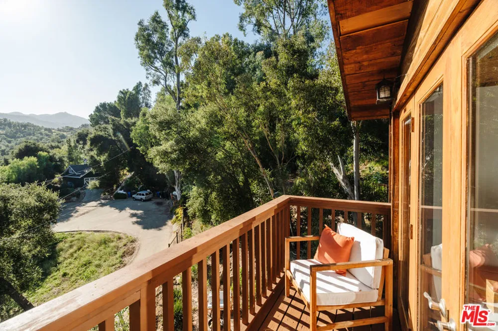 517 Canon View Trail Topanga, CA 90290