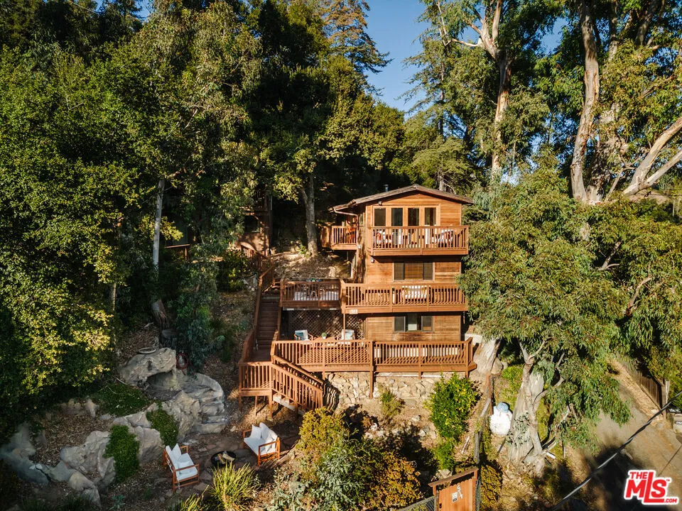 517 Canon View Trail Topanga, CA 90290