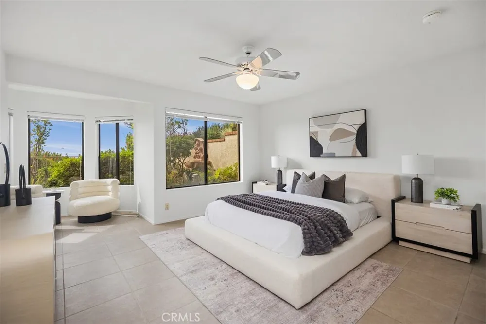 39 Harbor Ridge Newport Beach, CA 92660