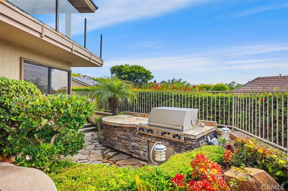 39 Harbor Ridge Newport Beach, CA 92660