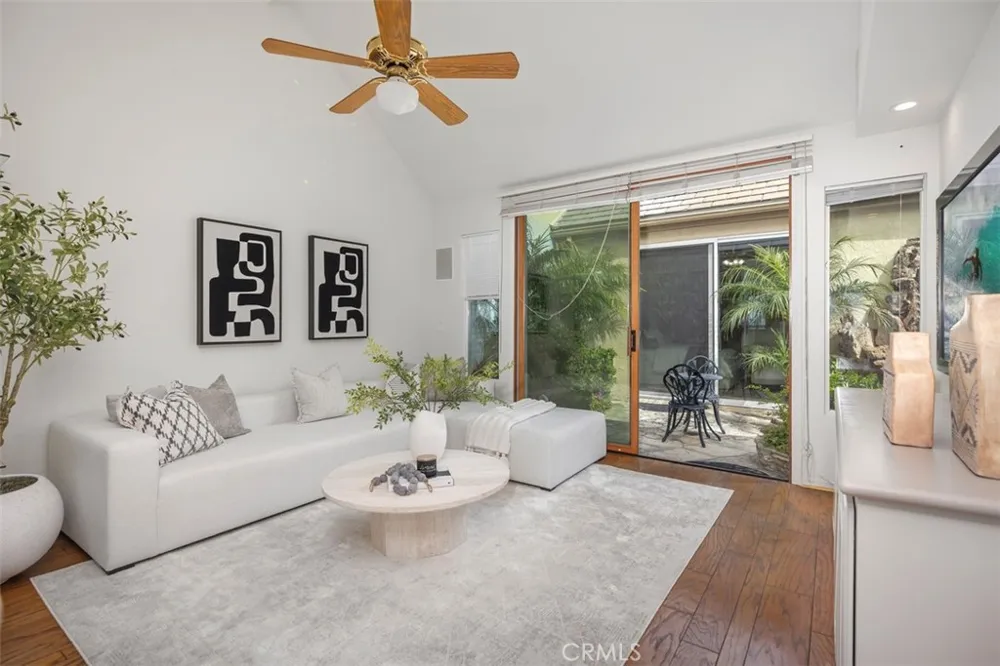 39 Harbor Ridge Newport Beach, CA 92660