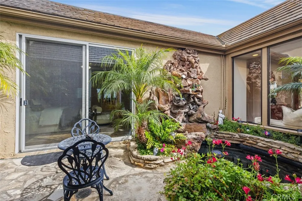 39 Harbor Ridge Newport Beach, CA 92660