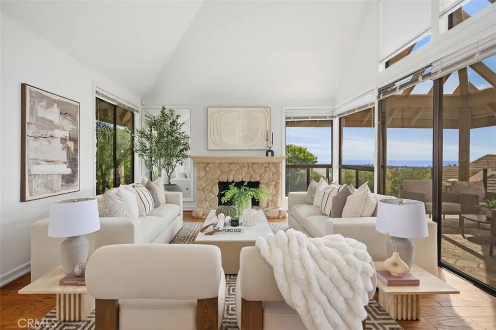 39 Harbor Ridge Newport Beach, CA 92660