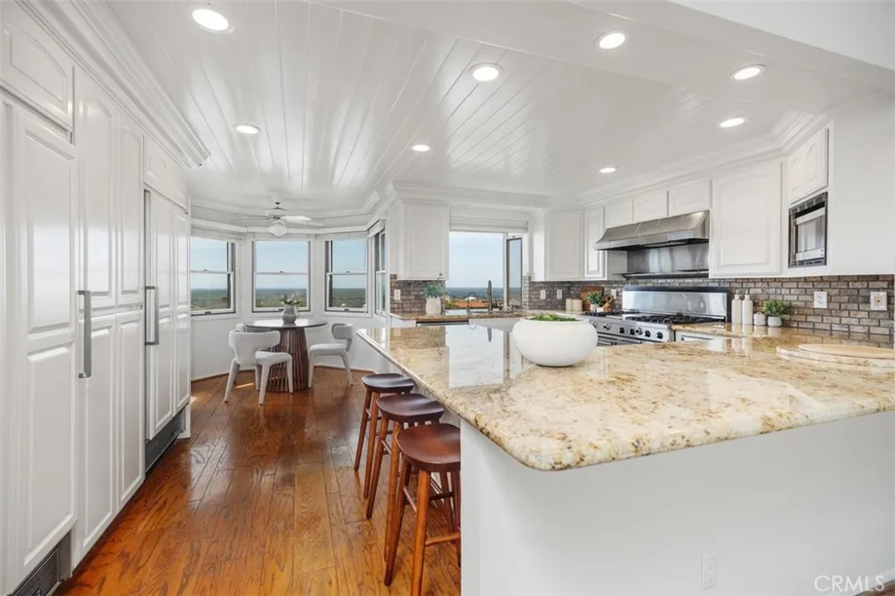 39 Harbor Ridge Newport Beach, CA 92660