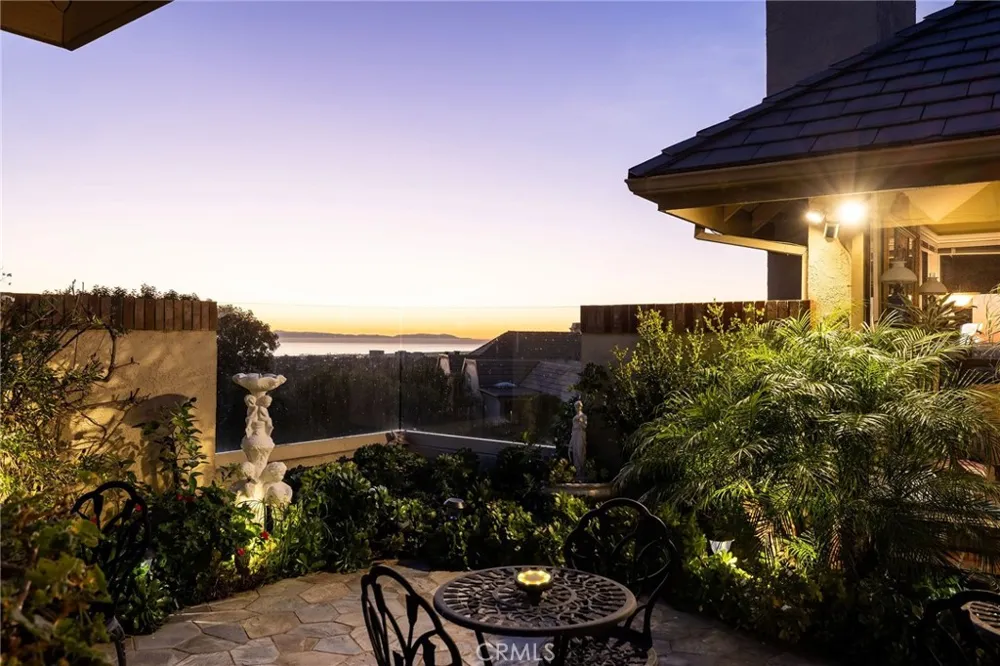 39 Harbor Ridge Newport Beach, CA 92660