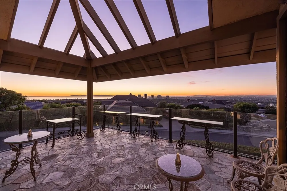 39 Harbor Ridge Newport Beach, CA 92660