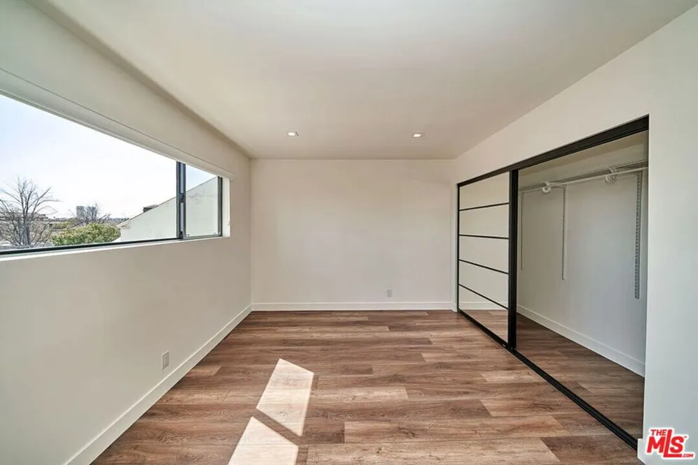 145 S Maple Drive #401 Beverly Hills, CA 90212