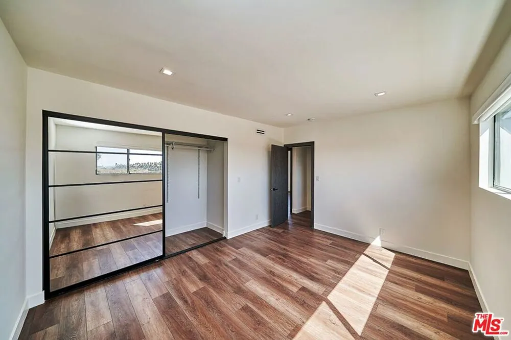 145 S Maple Drive #401 Beverly Hills, CA 90212