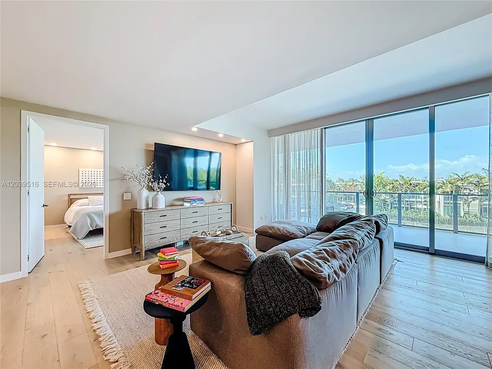 350 Ocean Dr #305N Key Biscayne, FL 33149