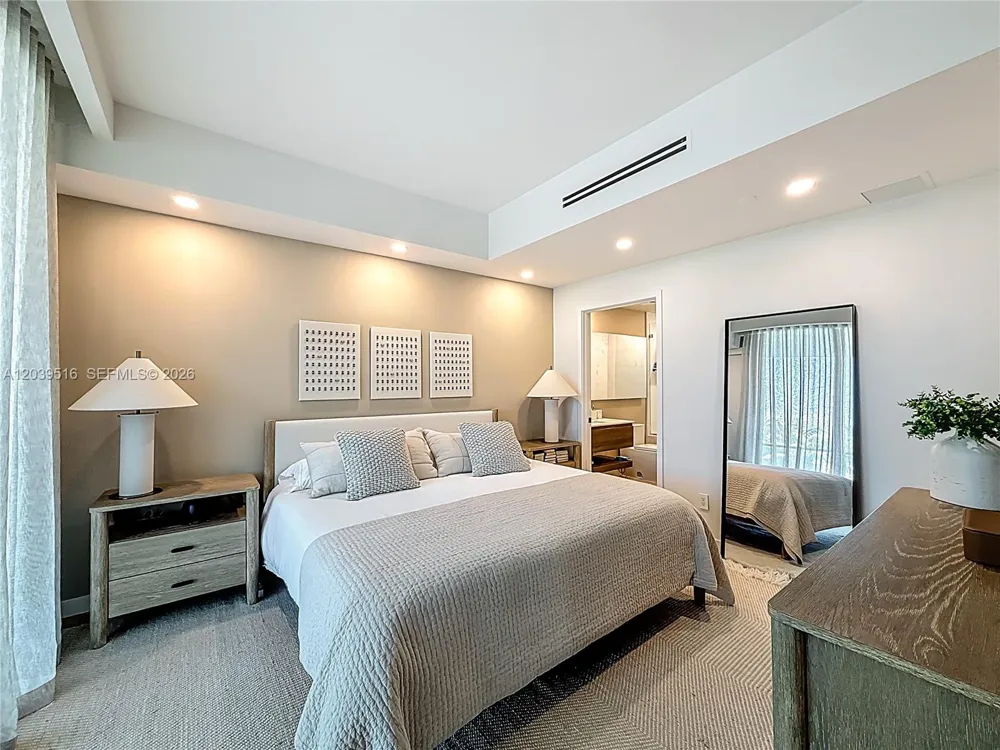 350 Ocean Dr #305N Key Biscayne, FL 33149