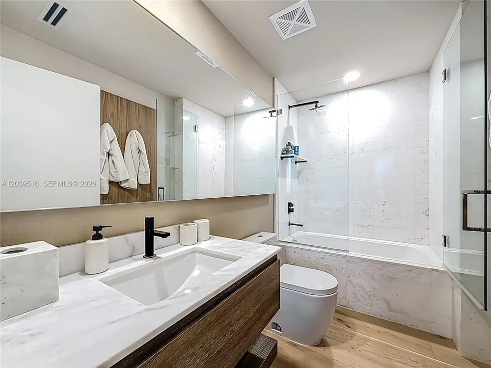 350 Ocean Dr #305N Key Biscayne, FL 33149