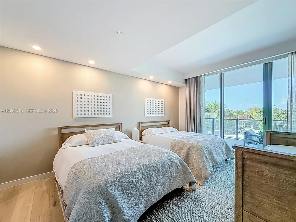 350 Ocean Dr #305N Key Biscayne, FL 33149