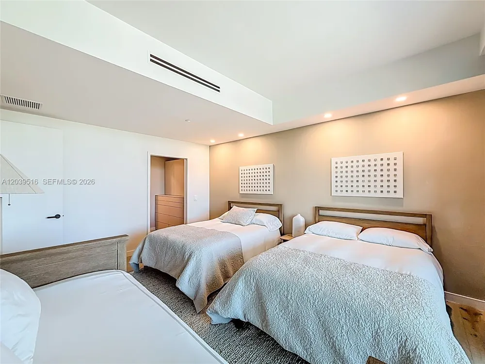 350 Ocean Dr #305N Key Biscayne, FL 33149
