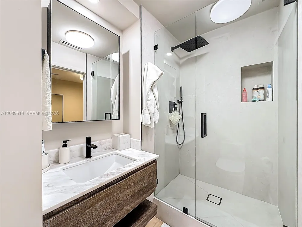 350 Ocean Dr #305N Key Biscayne, FL 33149