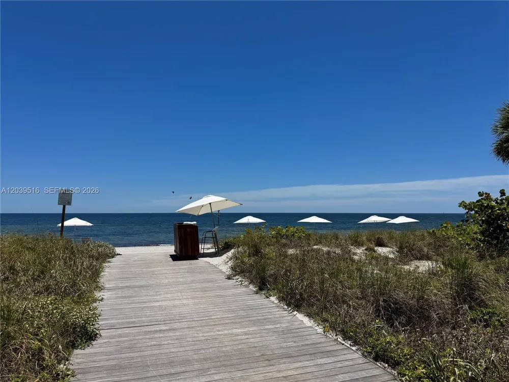 350 Ocean Dr #305N Key Biscayne, FL 33149