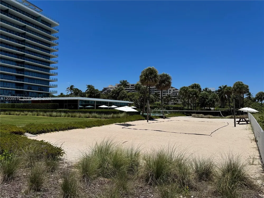 350 Ocean Dr #305N Key Biscayne, FL 33149