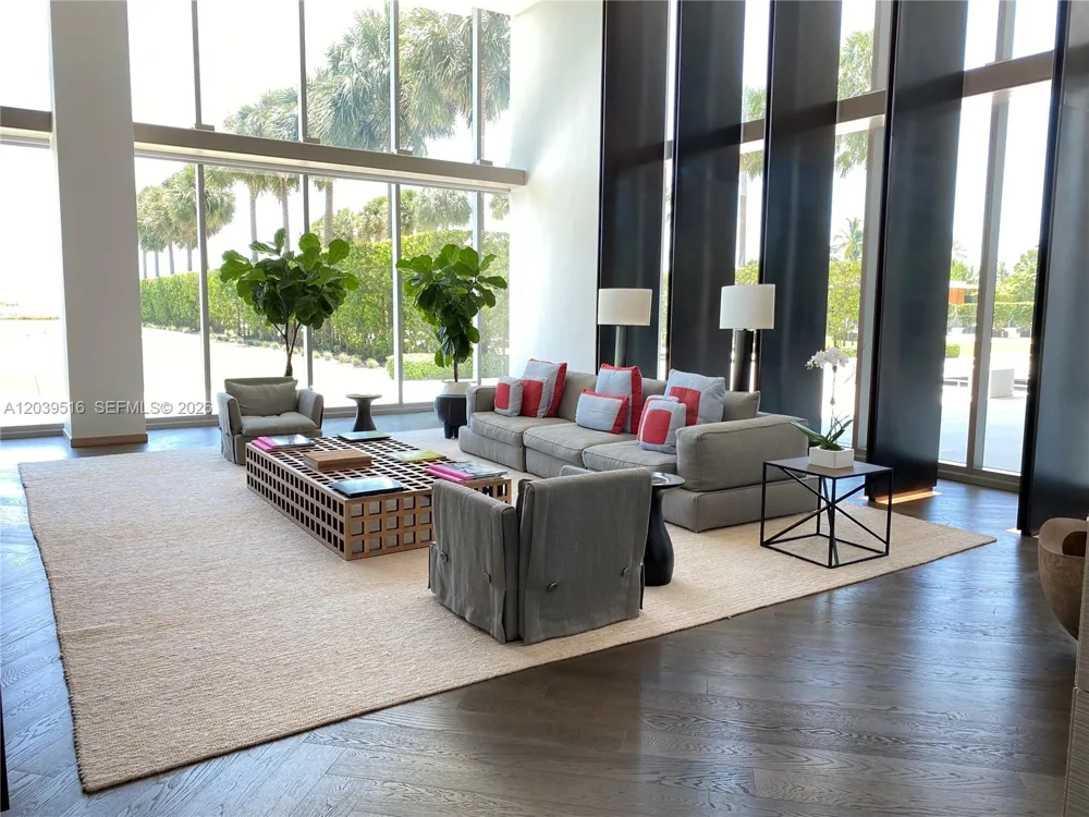 350 Ocean Dr #305N Key Biscayne, FL 33149