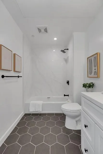 889 McLellan Drive #206 South San Francisco, CA 94080