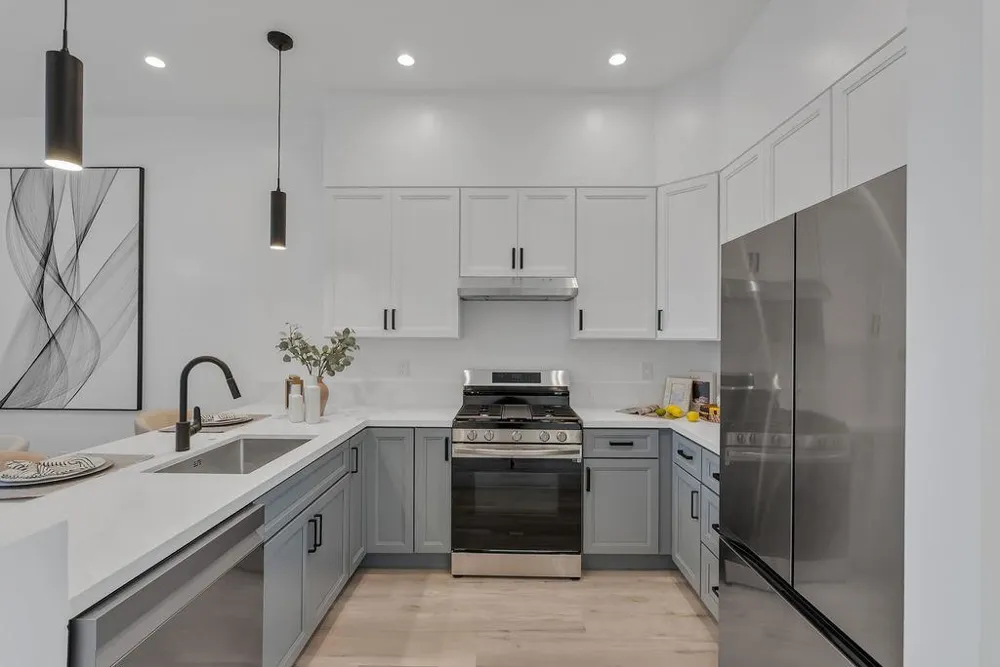 889 McLellan Drive #206 South San Francisco, CA 94080