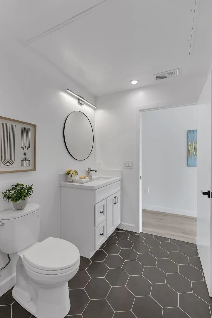 889 McLellan Drive #206 South San Francisco, CA 94080