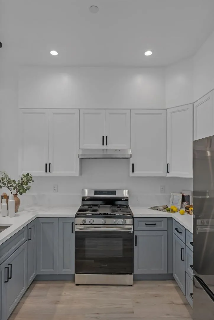 889 McLellan Drive #206 South San Francisco, CA 94080