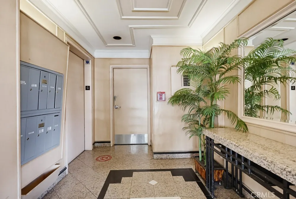 1538 Stoner Avenue #303 Los Angeles, CA 90025