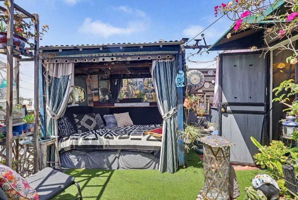 1538 Stoner Avenue #303 Los Angeles, CA 90025