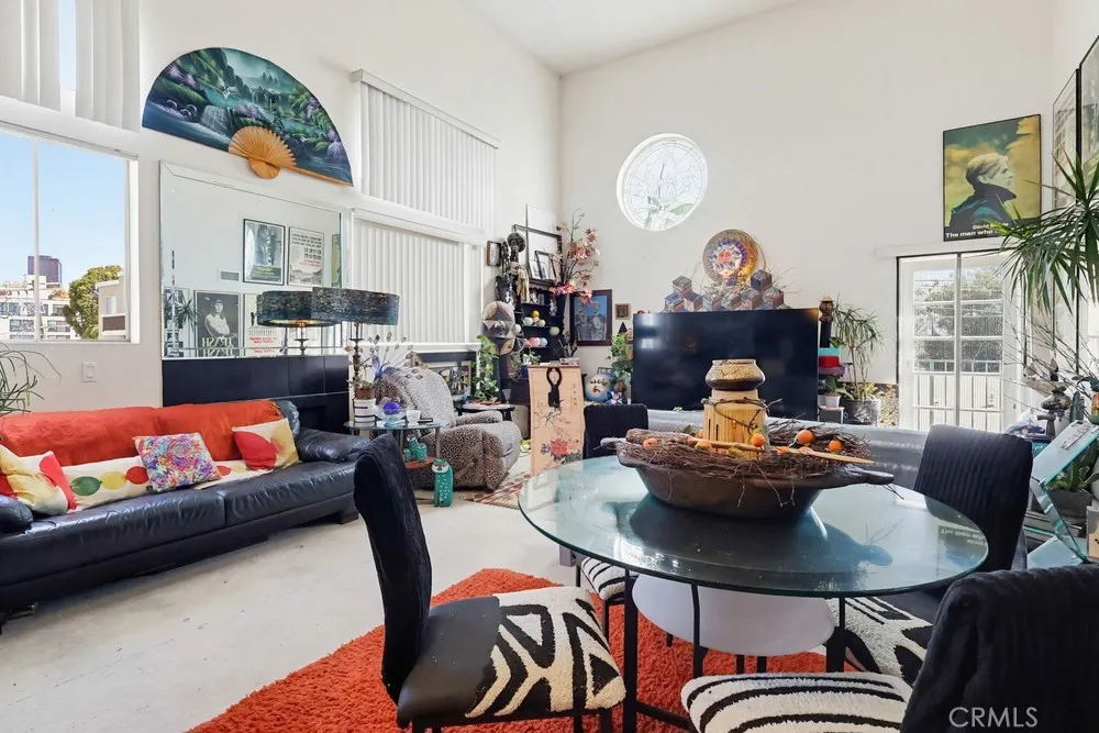 1538 Stoner Avenue #303 Los Angeles, CA 90025