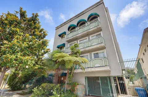 1538 Stoner Avenue #303