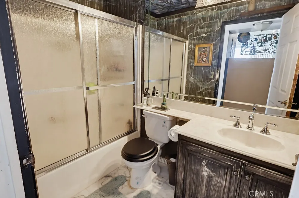 1538 Stoner Avenue #303 Los Angeles, CA 90025