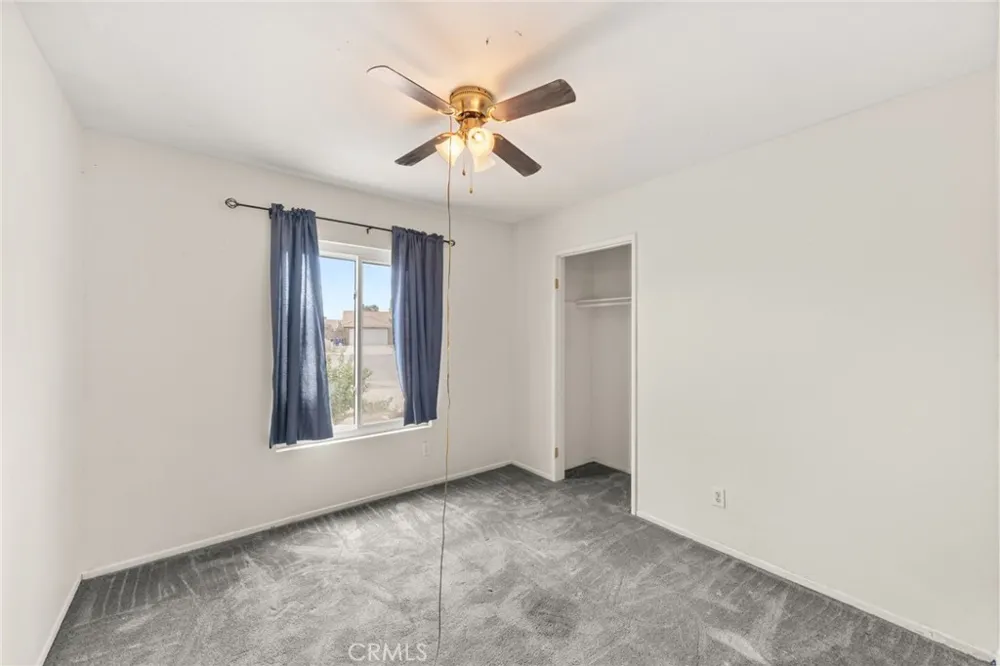 14626 Kelly Adelanto, CA 92301