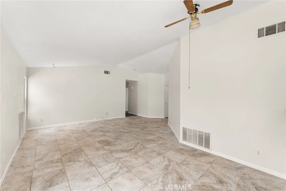 14626 Kelly Adelanto, CA 92301