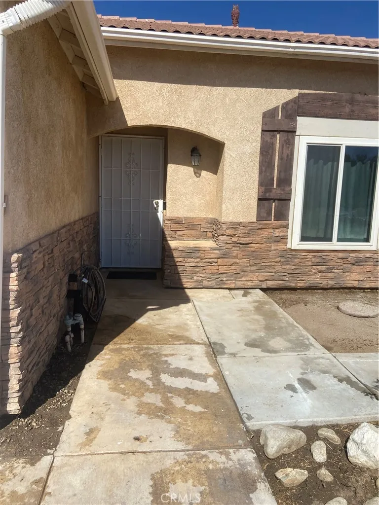 14626 Kelly Adelanto, CA 92301