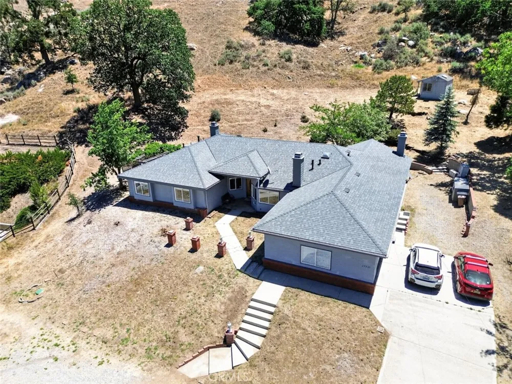 29560 Butterfield Tehachapi, CA 93561
