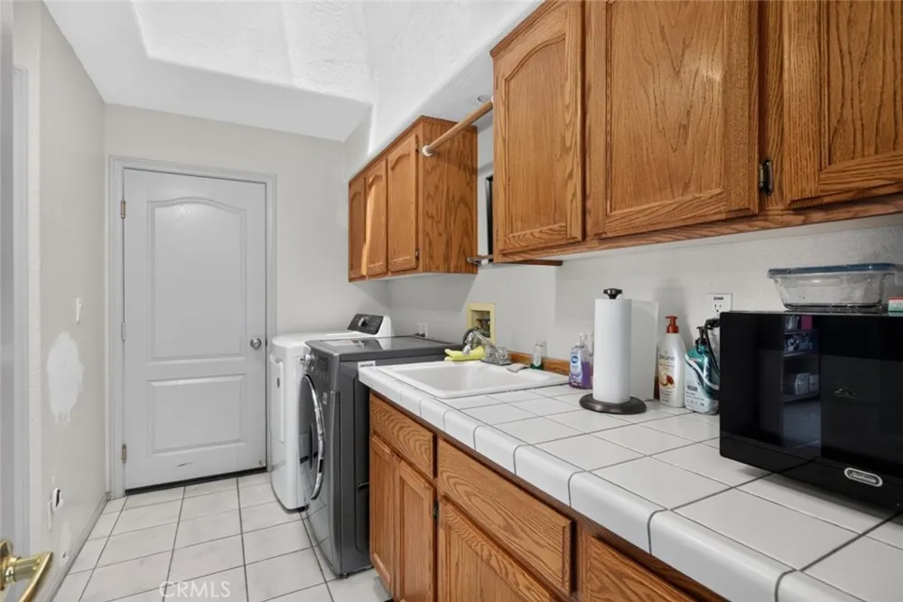29560 Butterfield Tehachapi, CA 93561
