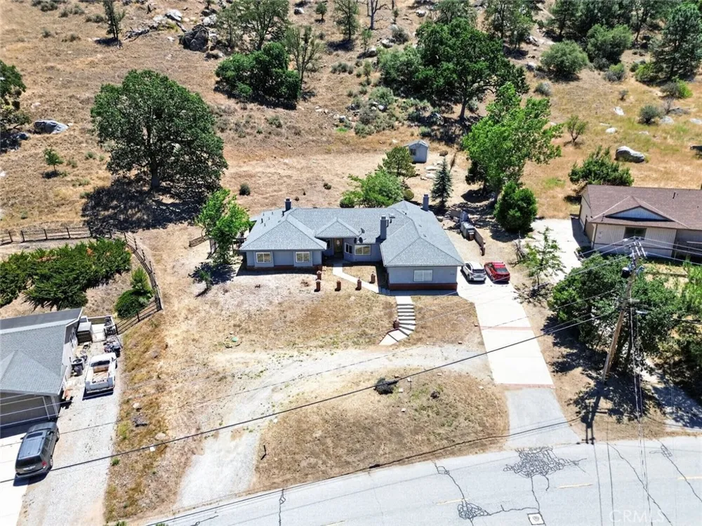 29560 Butterfield Tehachapi, CA 93561