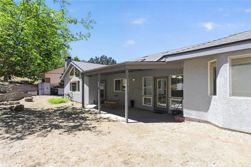 29560 Butterfield Tehachapi, CA 93561