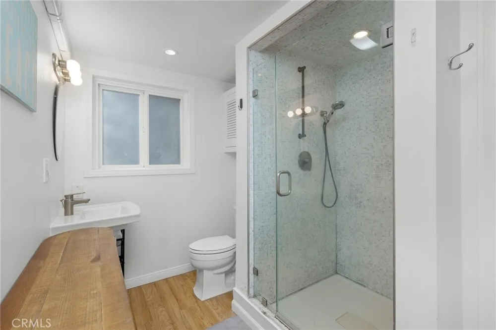1016 The Strand Manhattan Beach, CA 90266