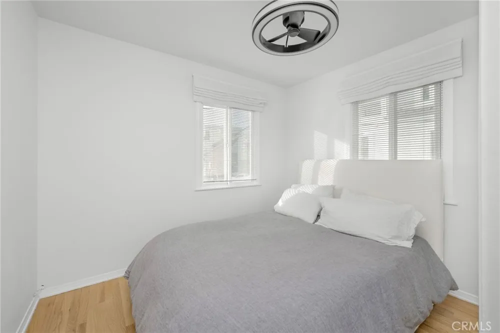 1016 The Strand Manhattan Beach, CA 90266