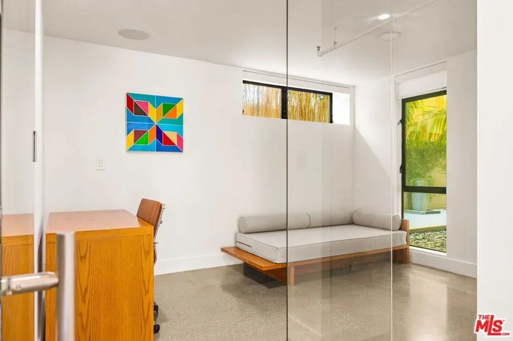 4115 Glencoe Avenue #107 Marina del Rey, CA 90292